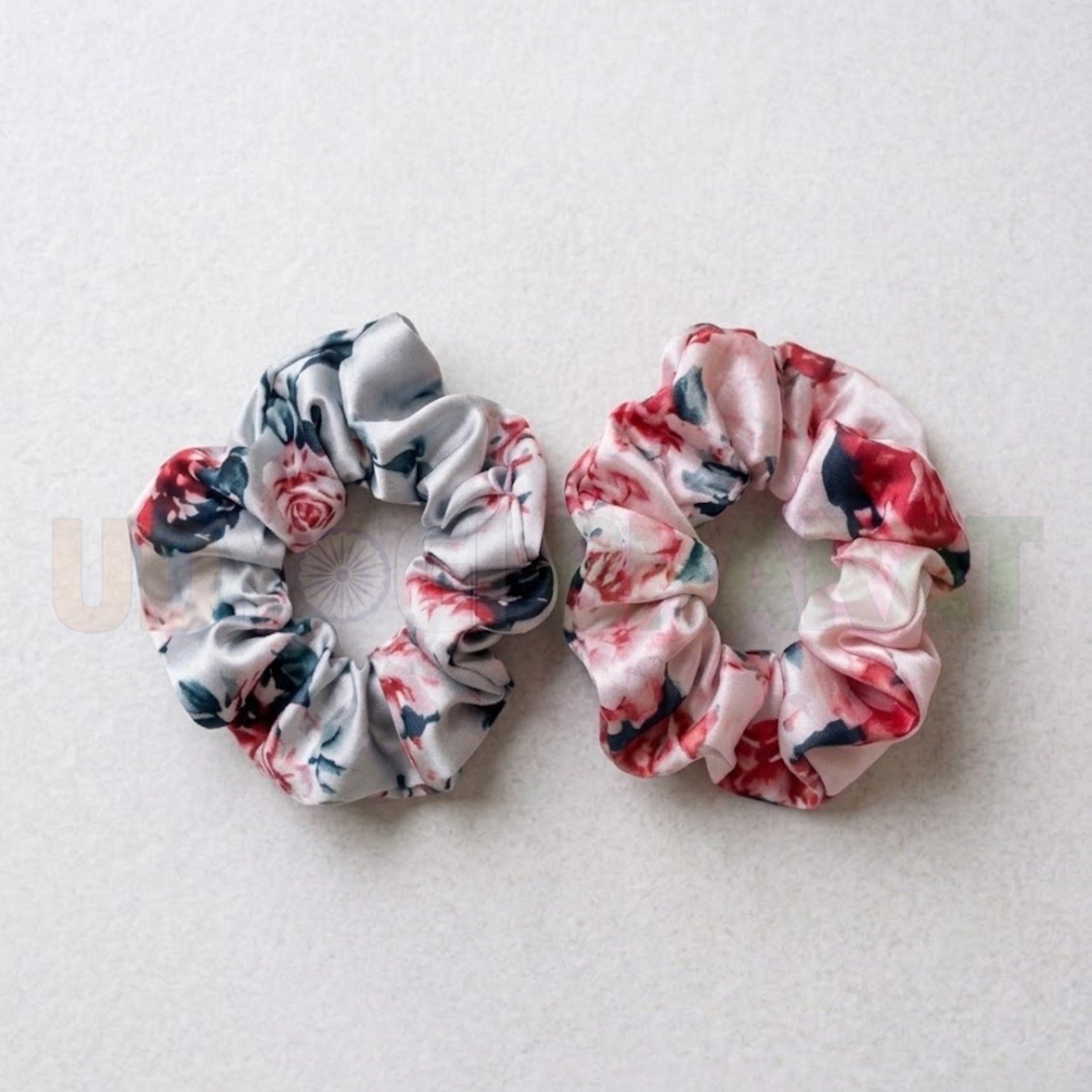 Satin SCRUNCHIES Multicolor
